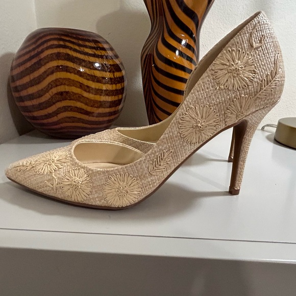 Jessica Simpson Neutral High Heels 9.5 - Picture 7 of 12